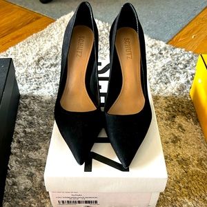 SCHUTZ “LOU” PUMPS SZ 7.5